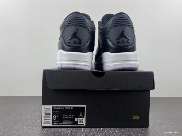 HYPE Cyber 3 Retro Monday (2016) Jordan 136064-020 0820